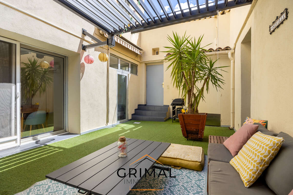 Appartement à MARSEILLE-11E