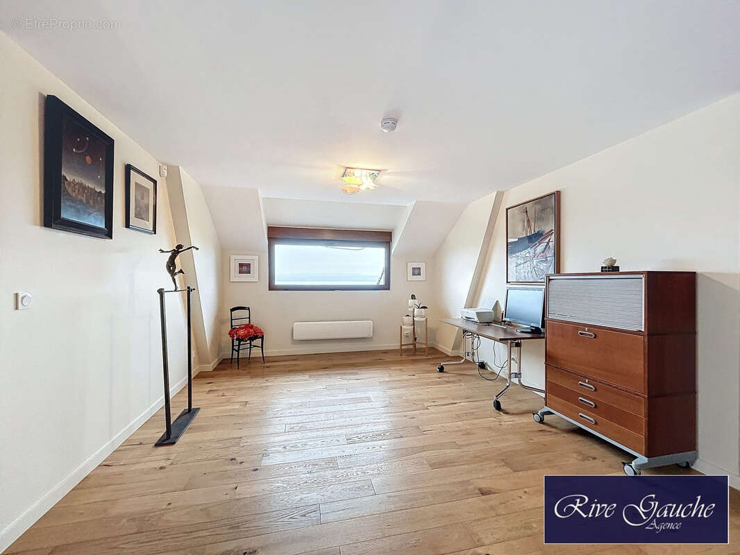 Maison à CHENS-SUR-LEMAN