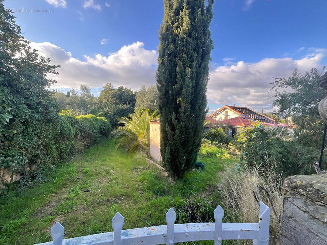 Terrain à LA SEYNE-SUR-MER
