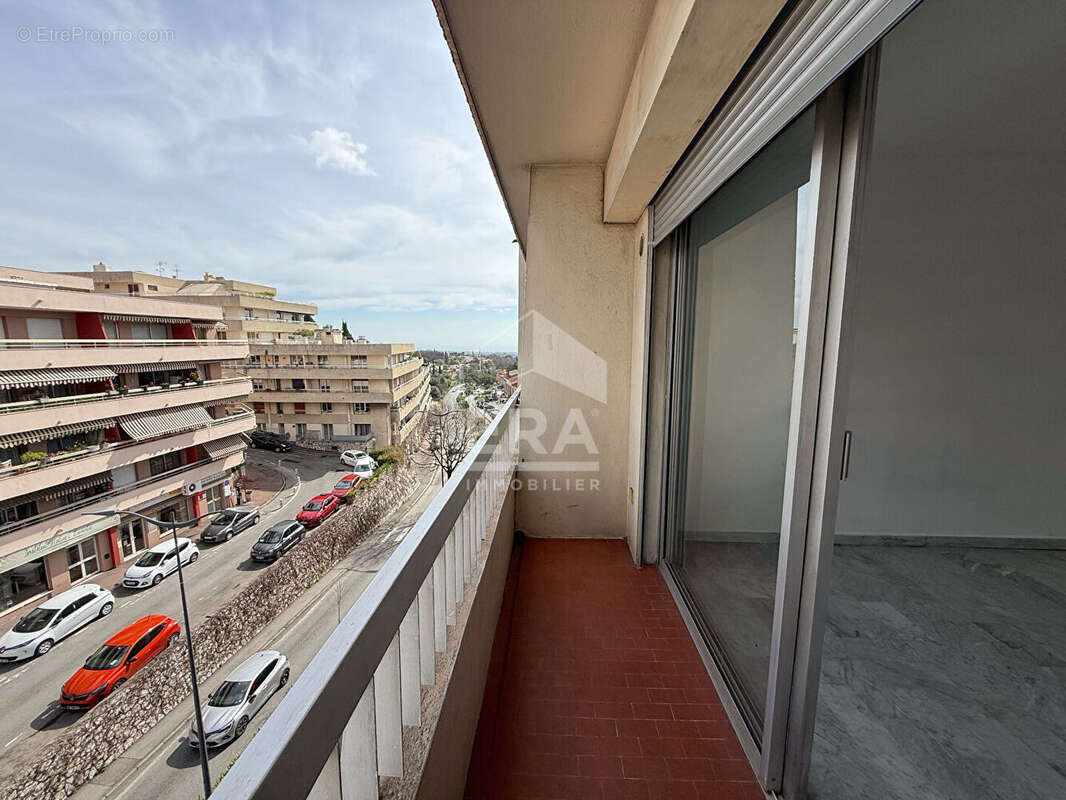 Appartement à VENCE