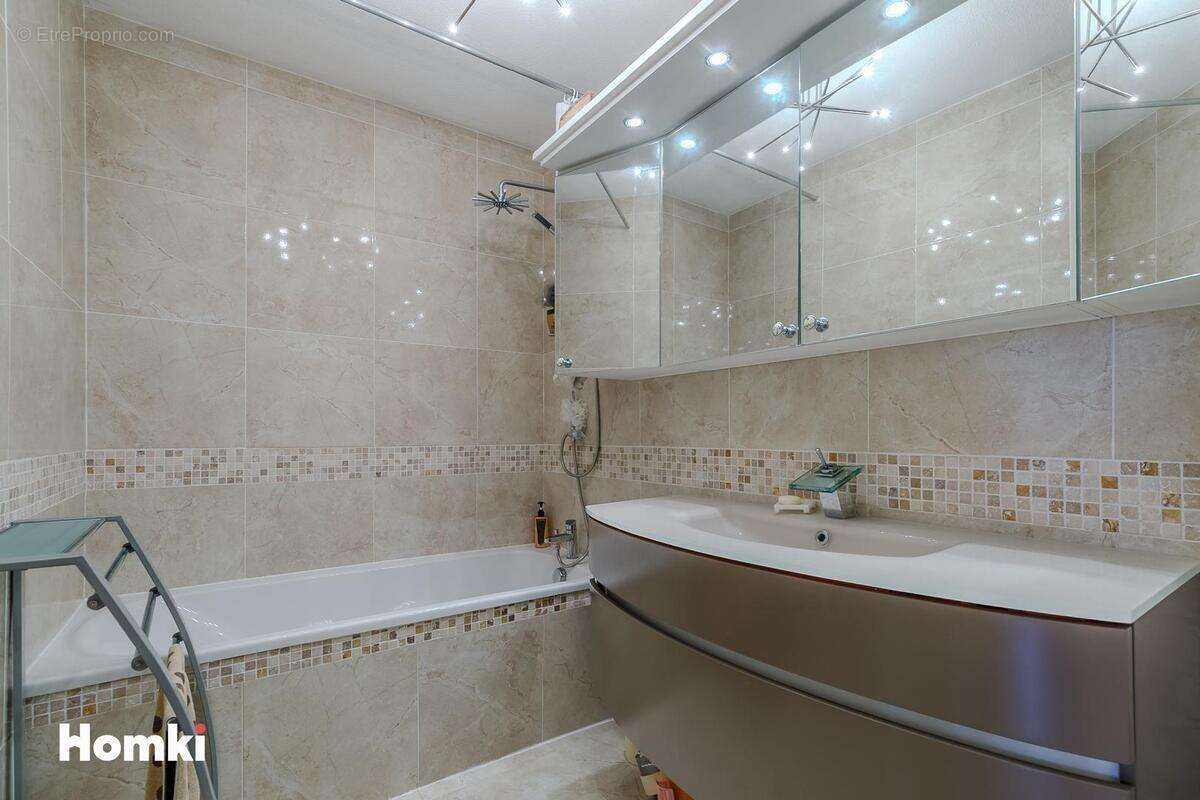 Appartement à LYON-3E