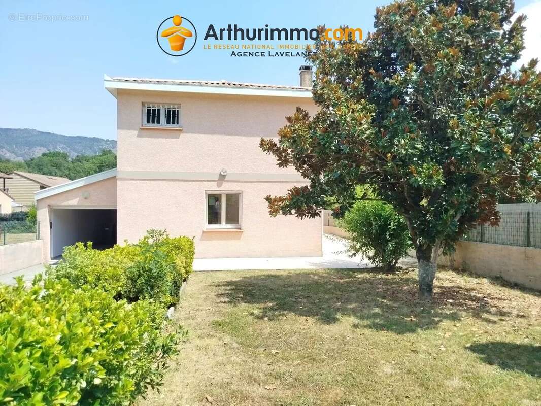 Maison familiale de 128m² avec garage et vue montagnes - photo 9