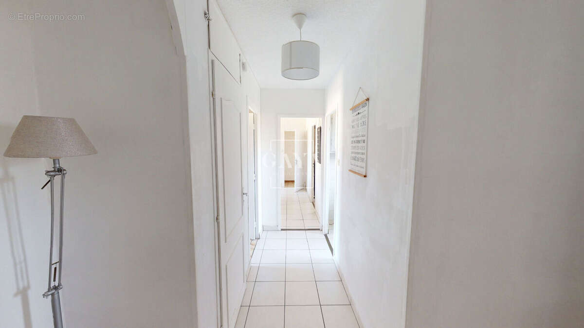 Appartement T4 de 69m2  spécial investisseur à saint martin d'hères - photo 9
