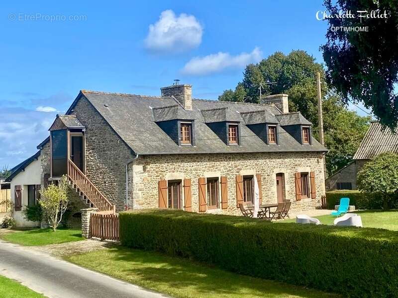 Maison à SAINT-LORMEL