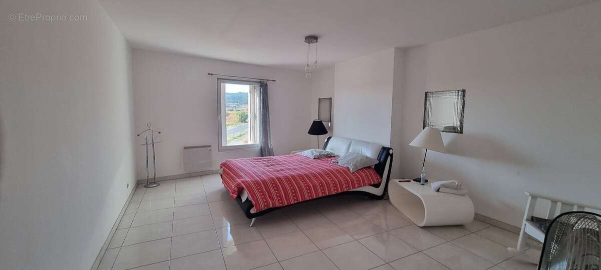 Maison à JONQUIERES