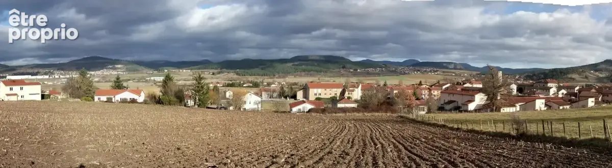 Terrain 446 m² à vendre à Saint-Germain-Laprade (43700) - photo 2