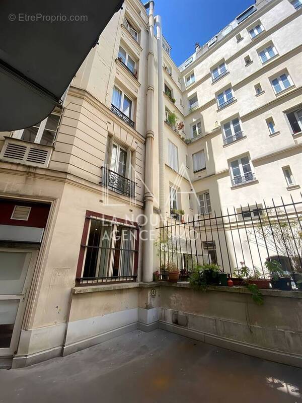 Appartement à PARIS-11E