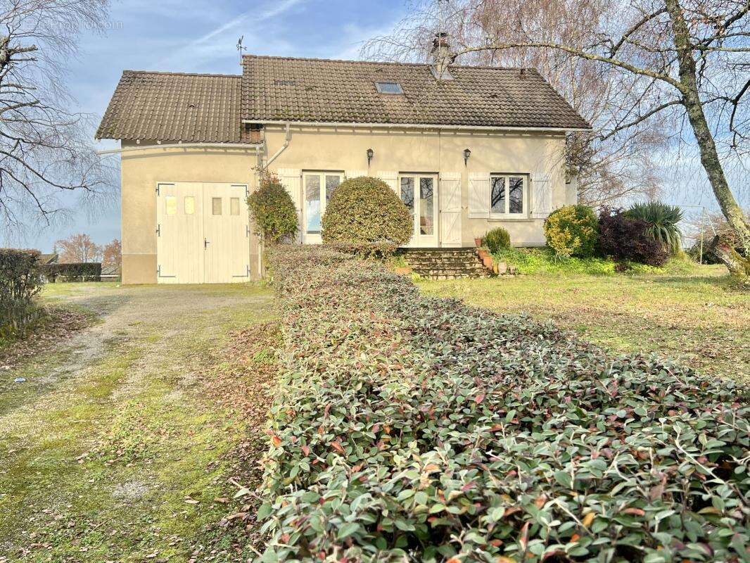 Maison 82 m² à Masleon  - photo 3