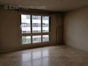 Appartement à LE BLANC-MESNIL