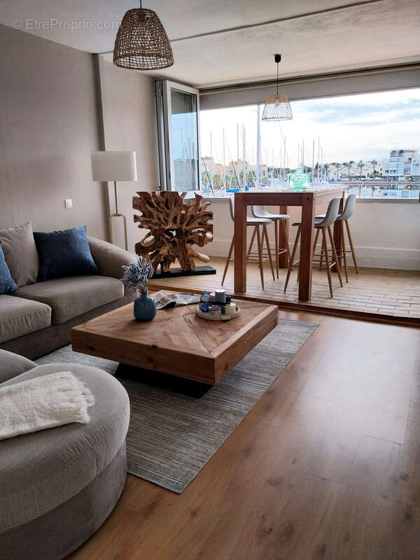 Appartement à GRUISSAN