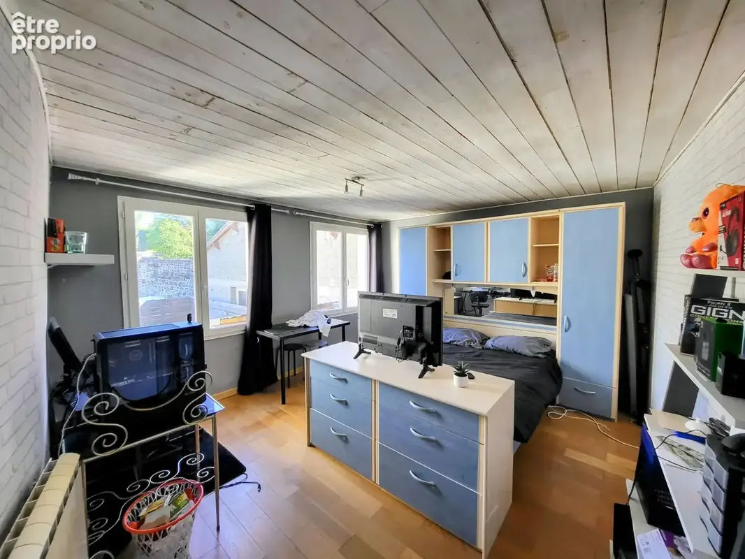 Maison lumineuse avec terrasses, jacuzzi neuf et revenus photovoltaïques - photo 7
