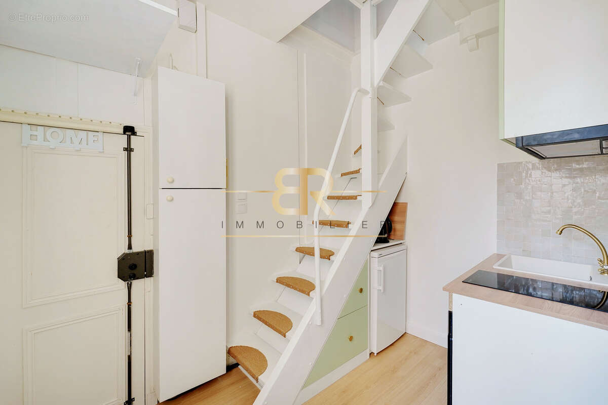 Appartement à PARIS-3E