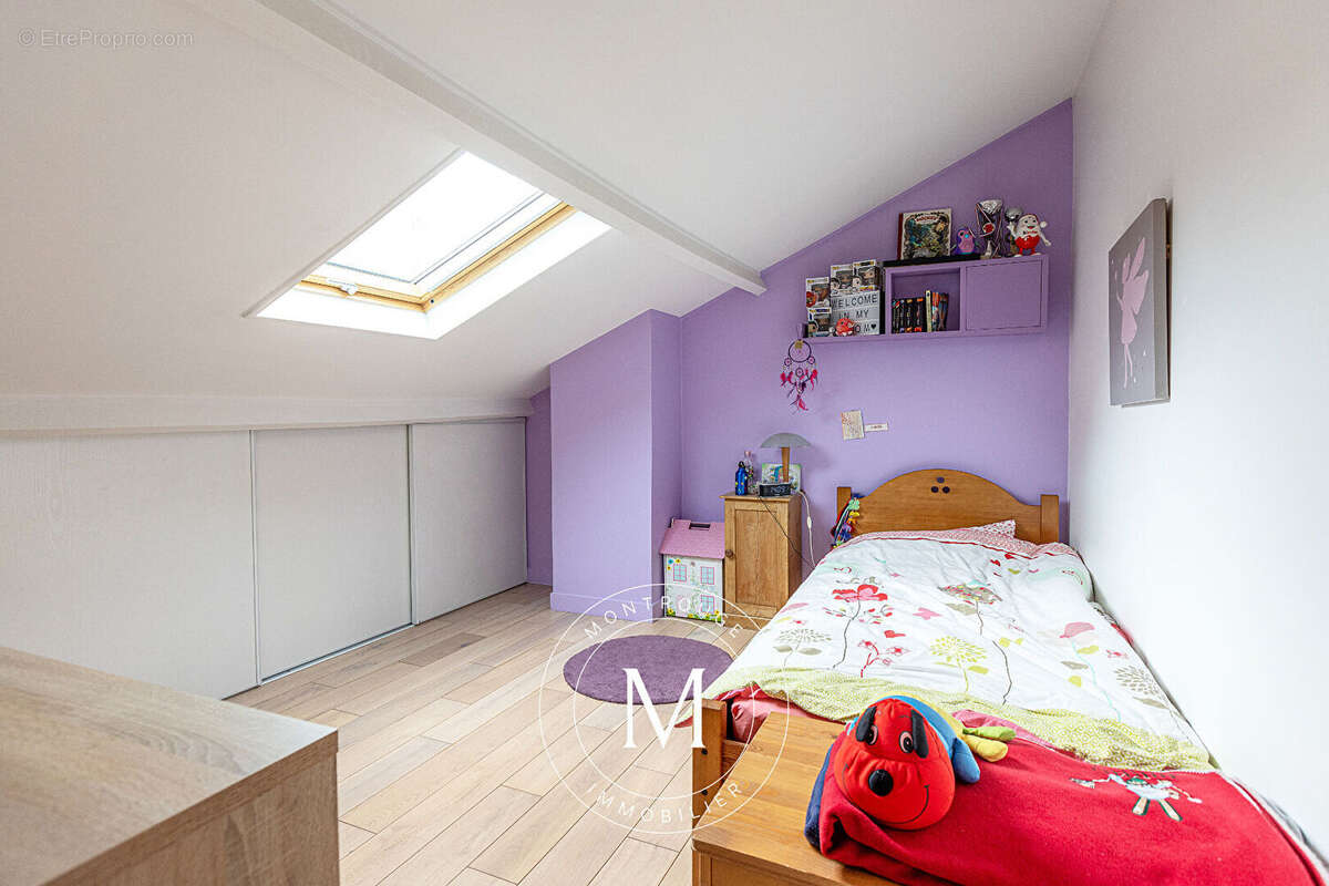 Appartement à MONTROUGE