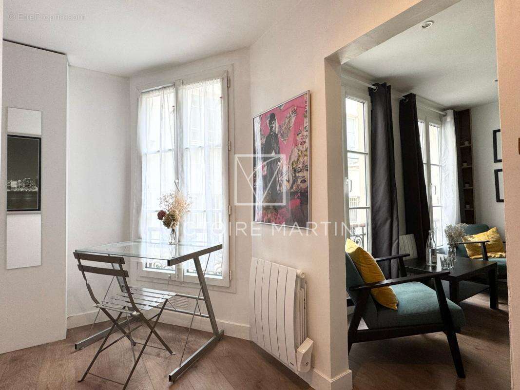 Appartement à PARIS-3E