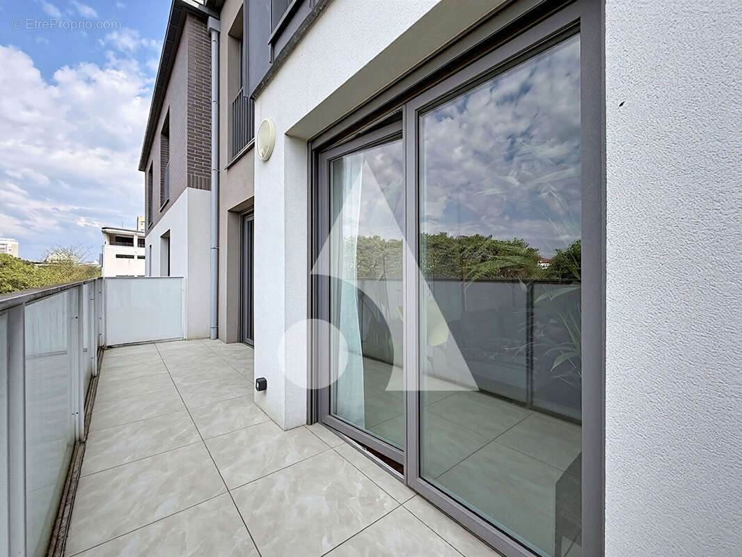 Appartement à RUEIL-MALMAISON