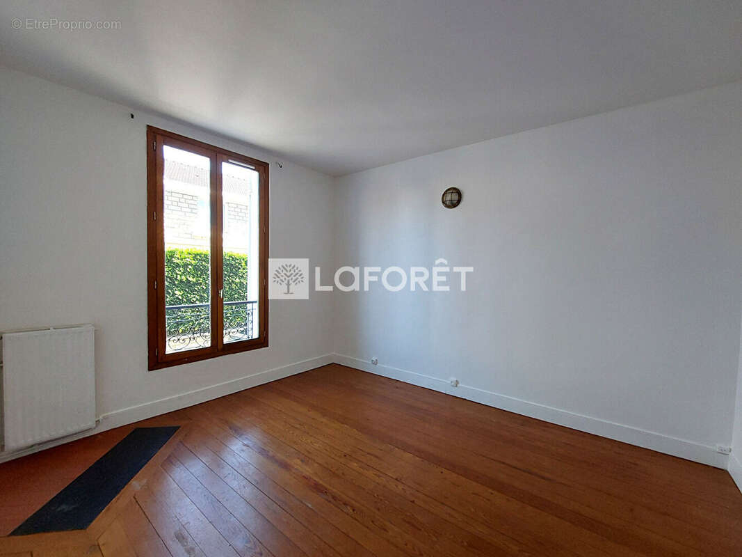 Appartement à VILLEMOMBLE
