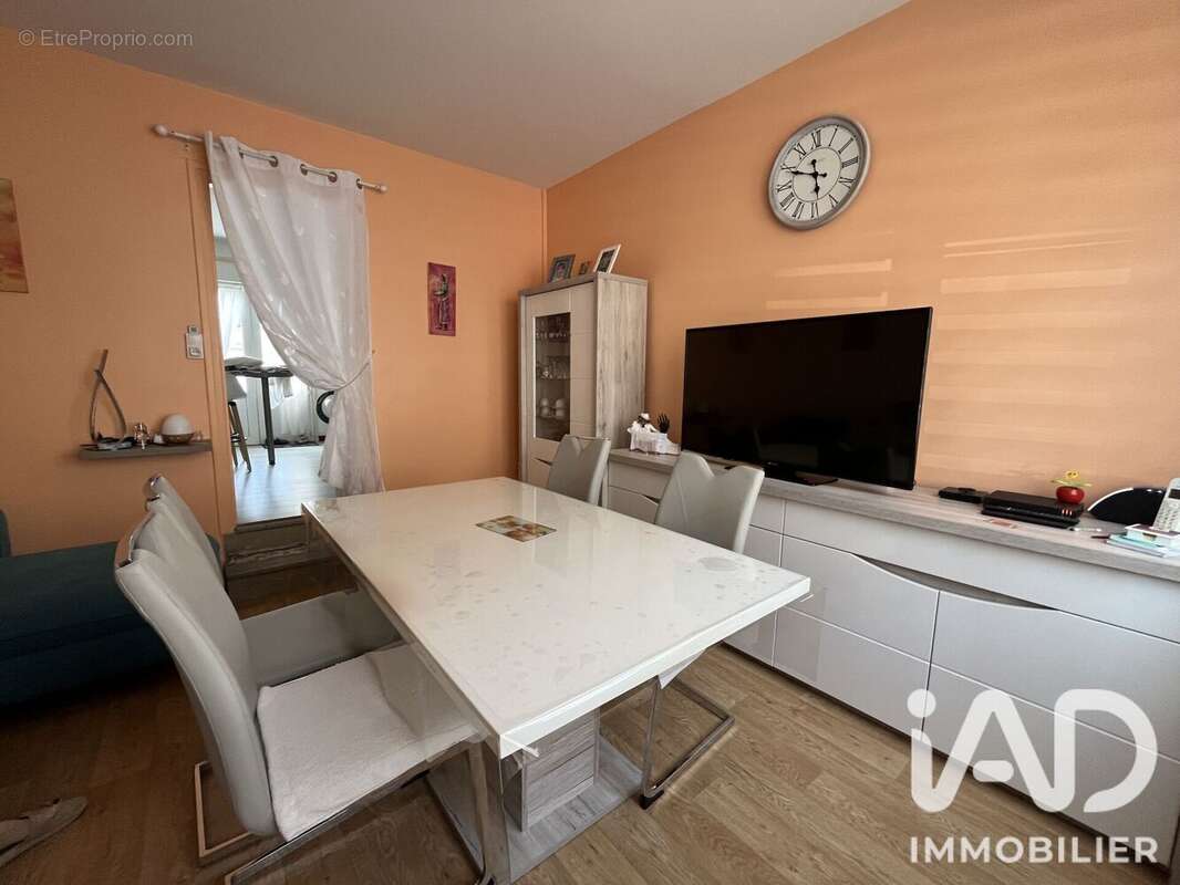 Maison 74 m² à Pont-Hebert  - photo 3