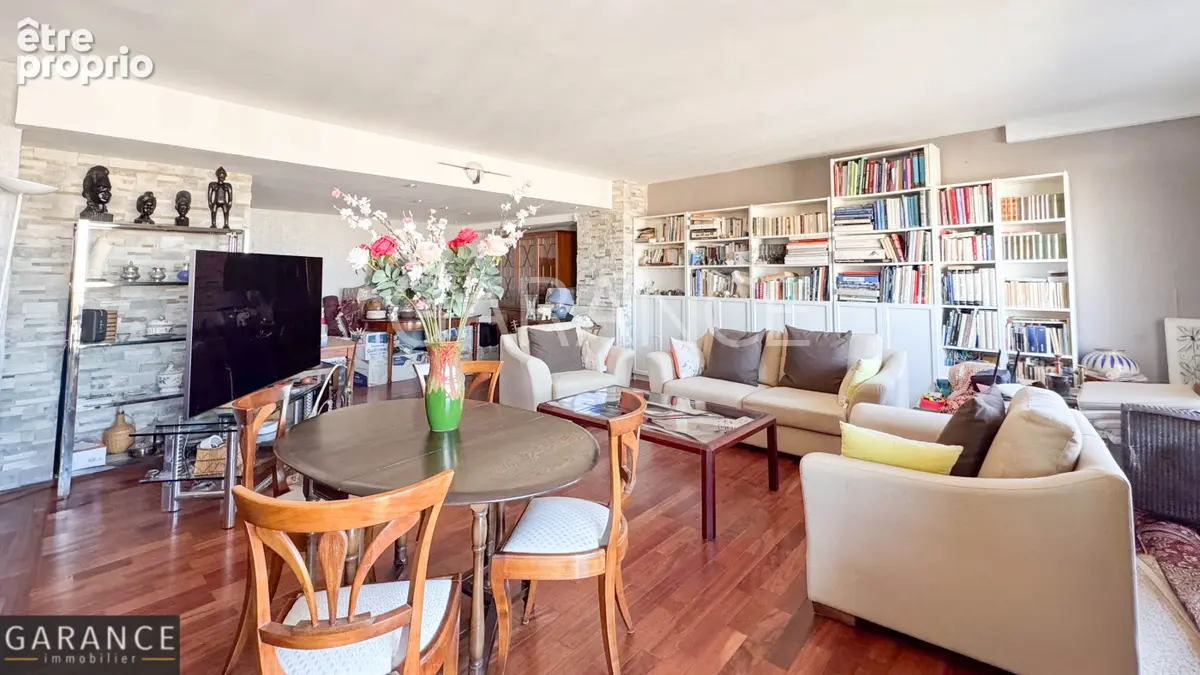 Appartement 152 m² à Paris-14e  - photo 2