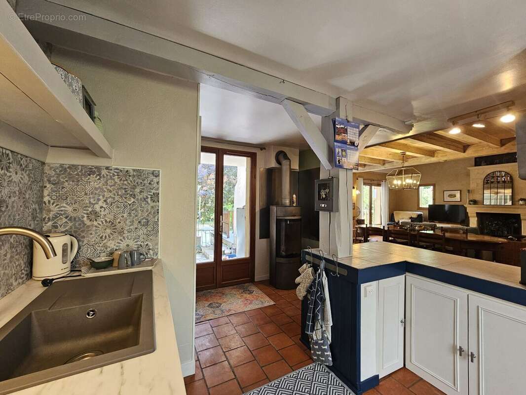 Maison à SAINTE-ALVERE