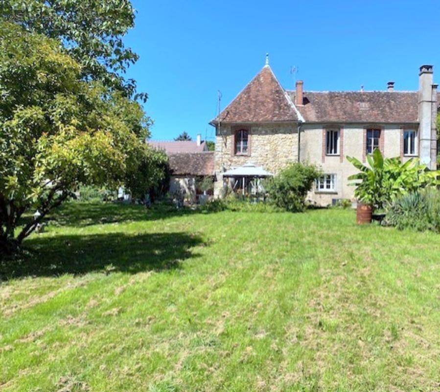 Maison à SENS