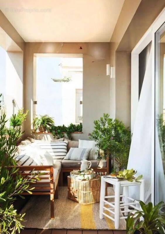 Appartement à BEAUCAIRE