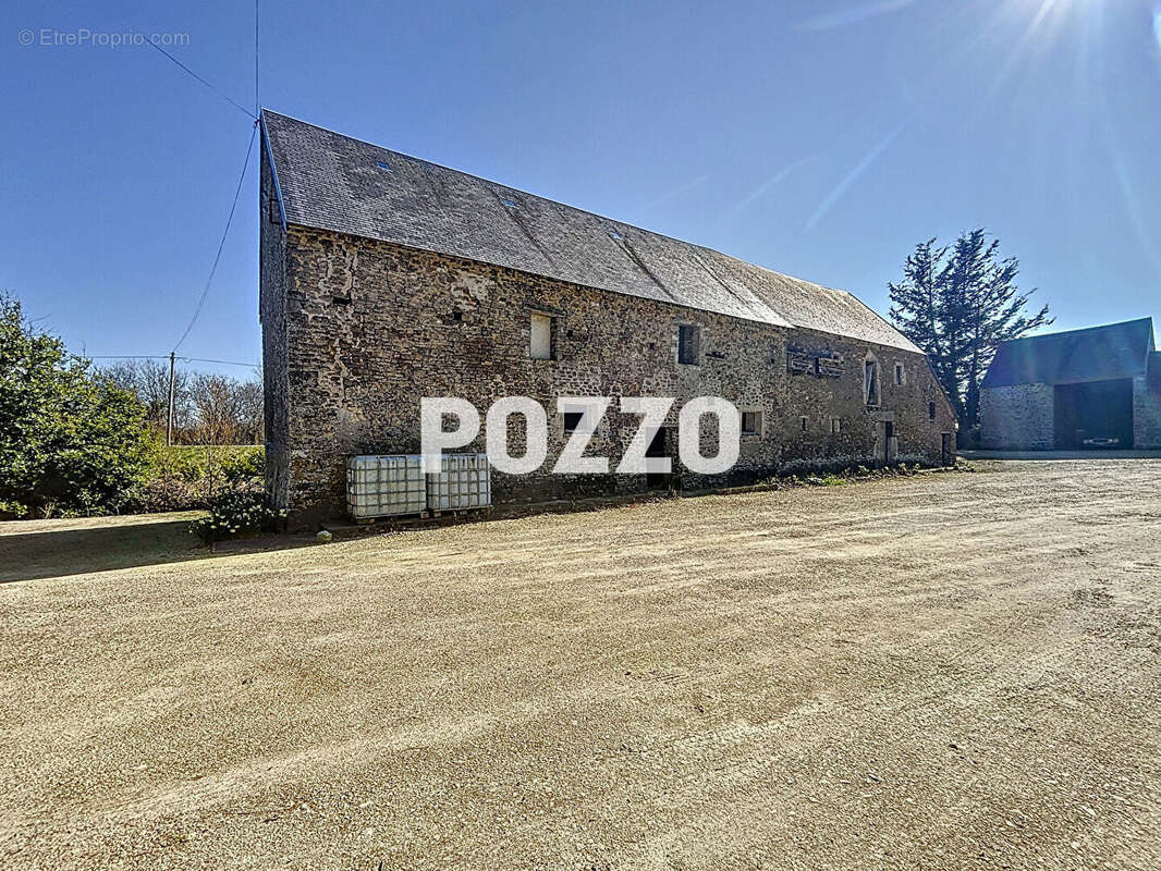 Maison à CANVILLE-LA-ROCQUE