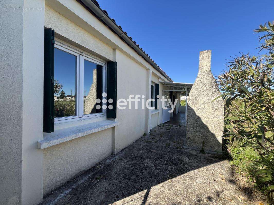 Maison à CHATEAUBERNARD