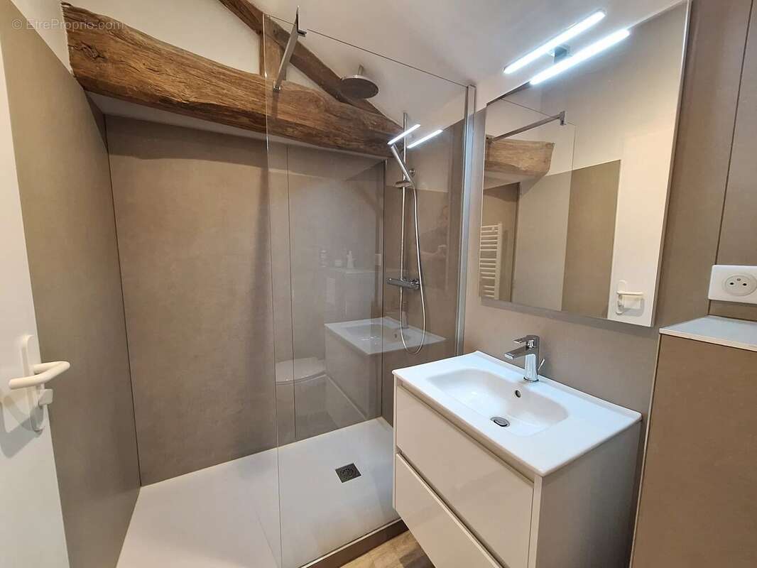 Maison à SAINT-MALO-DU-BOIS