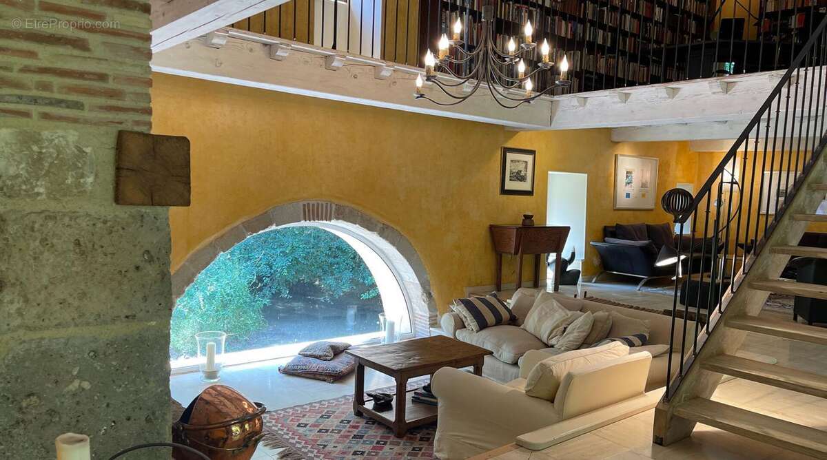 Maison à MONFLANQUIN