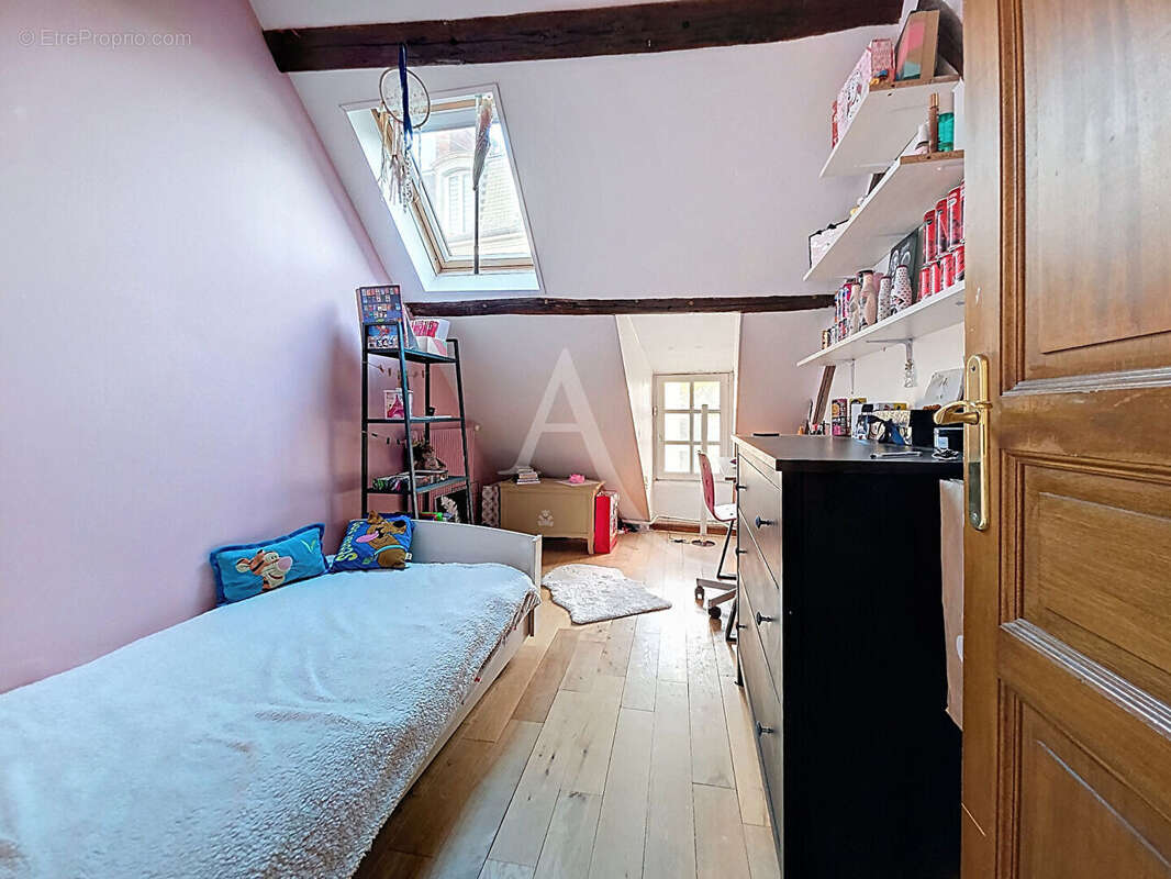 Maison à MANTES-LA-JOLIE