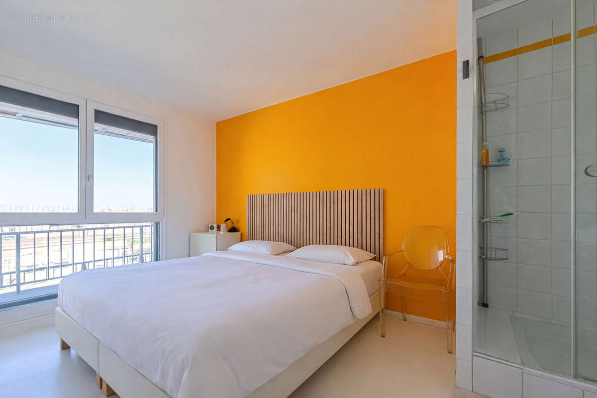 Appartement à PARIS-20E