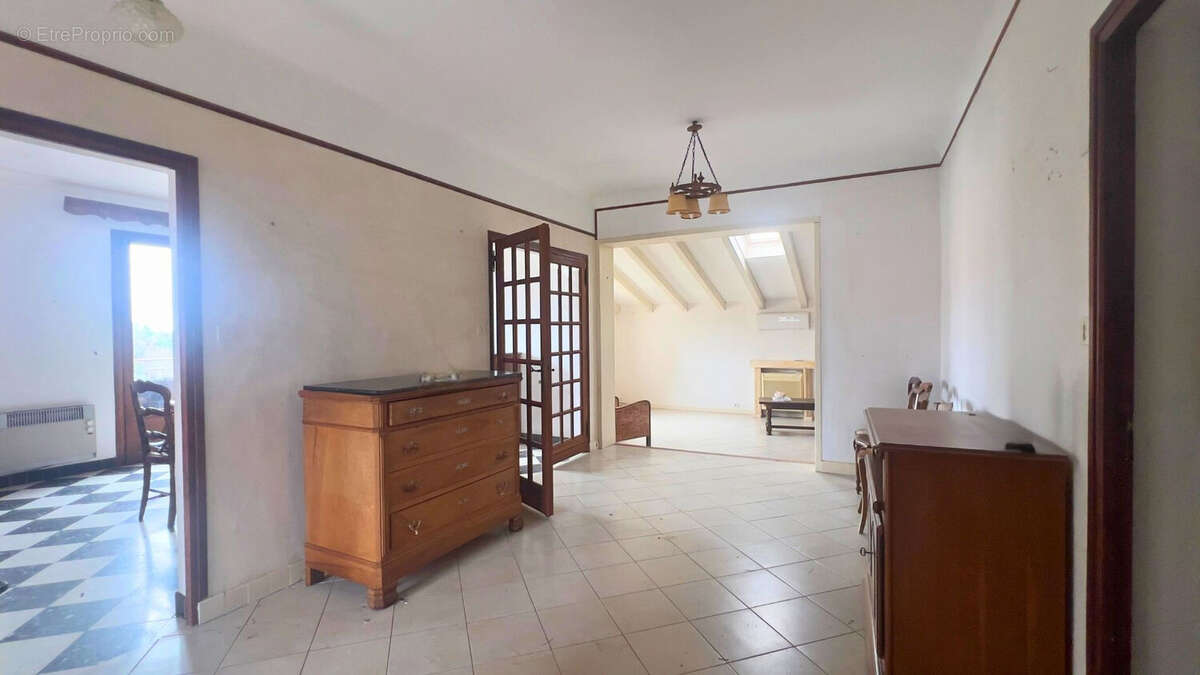 Maison à UZES