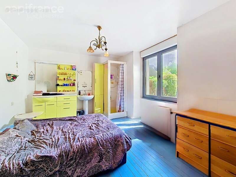 Appartement à LOCRONAN