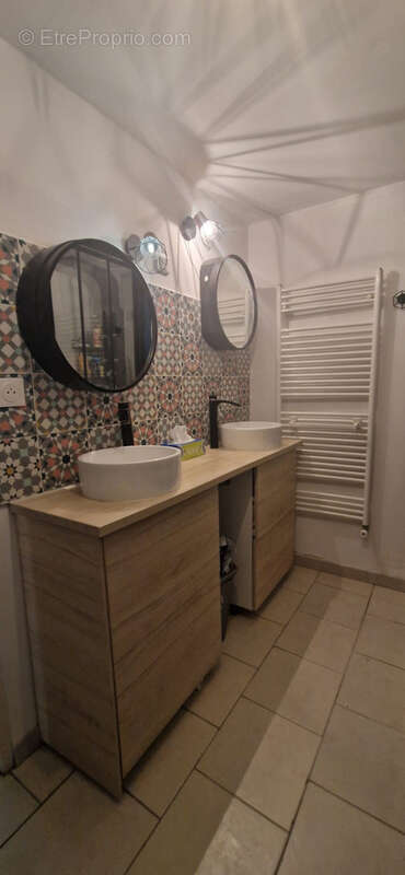 Appartement à MARSEILLE-10E