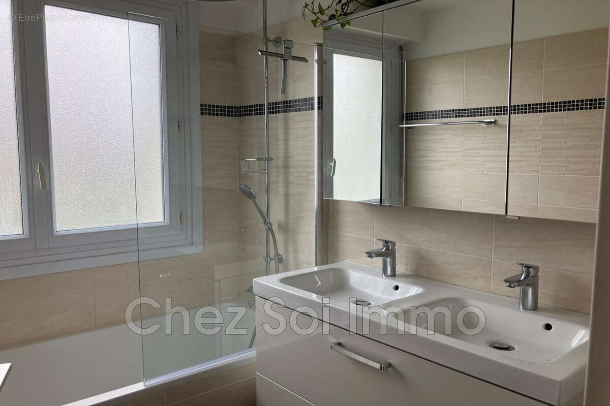 Appartement à CAGNES-SUR-MER