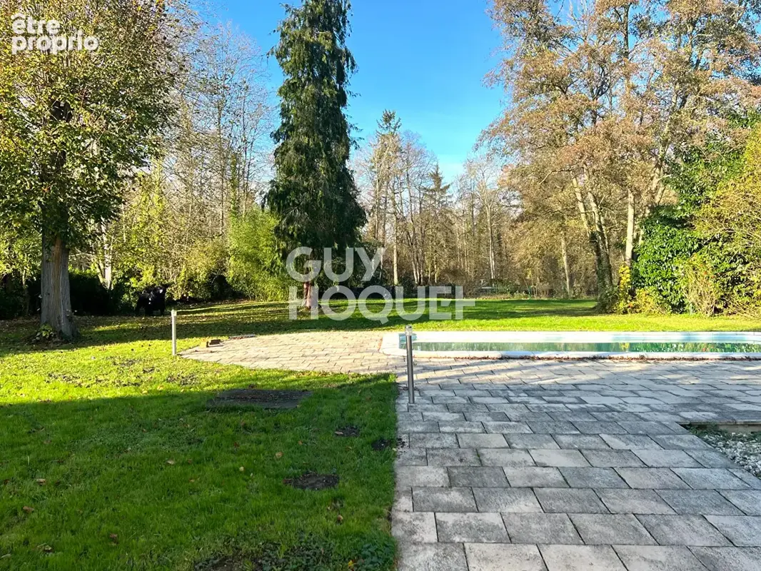 Propriété d'exception à Mennecy. Élégance, volumes et cadre naturel privilégié - photo 13