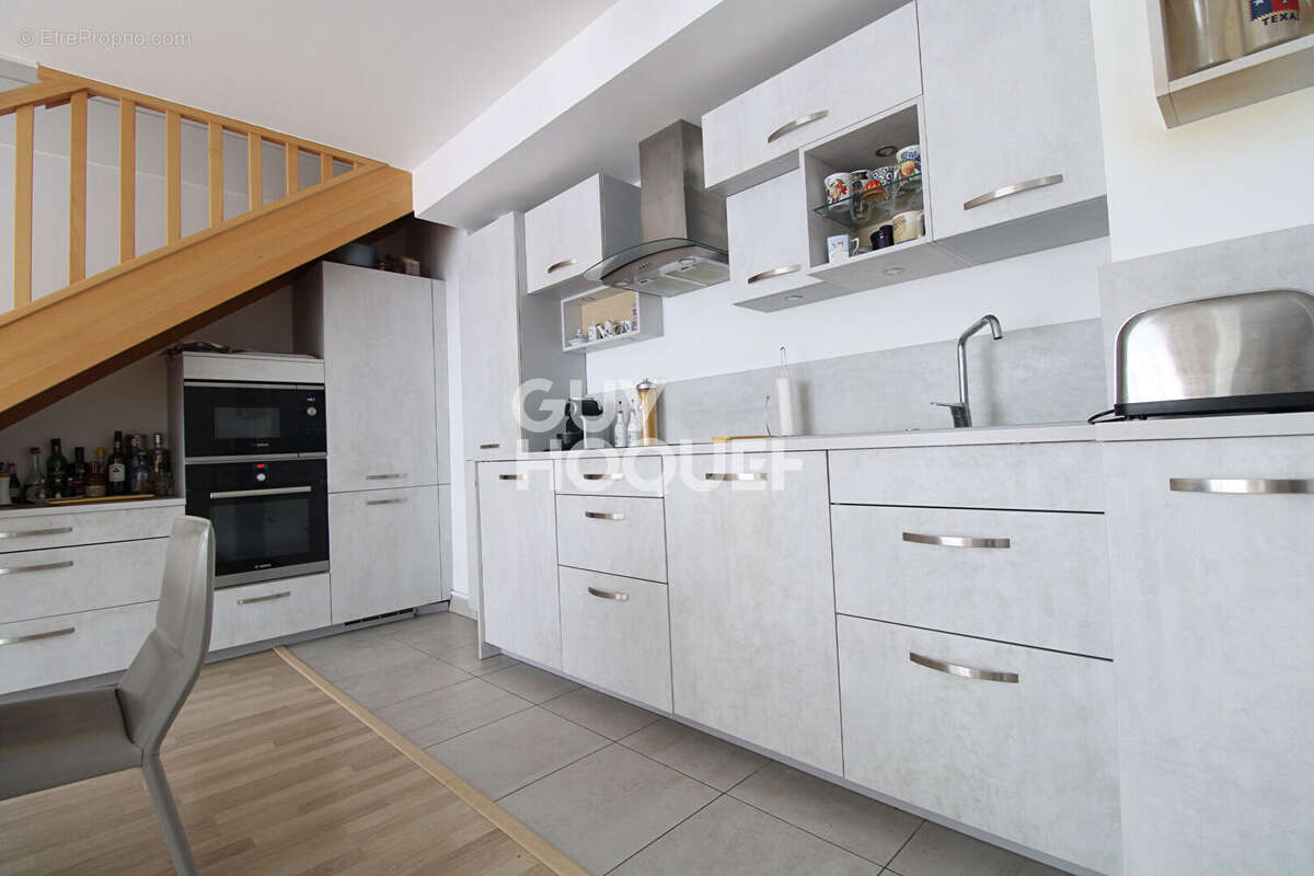 Appartement à OZOIR-LA-FERRIERE