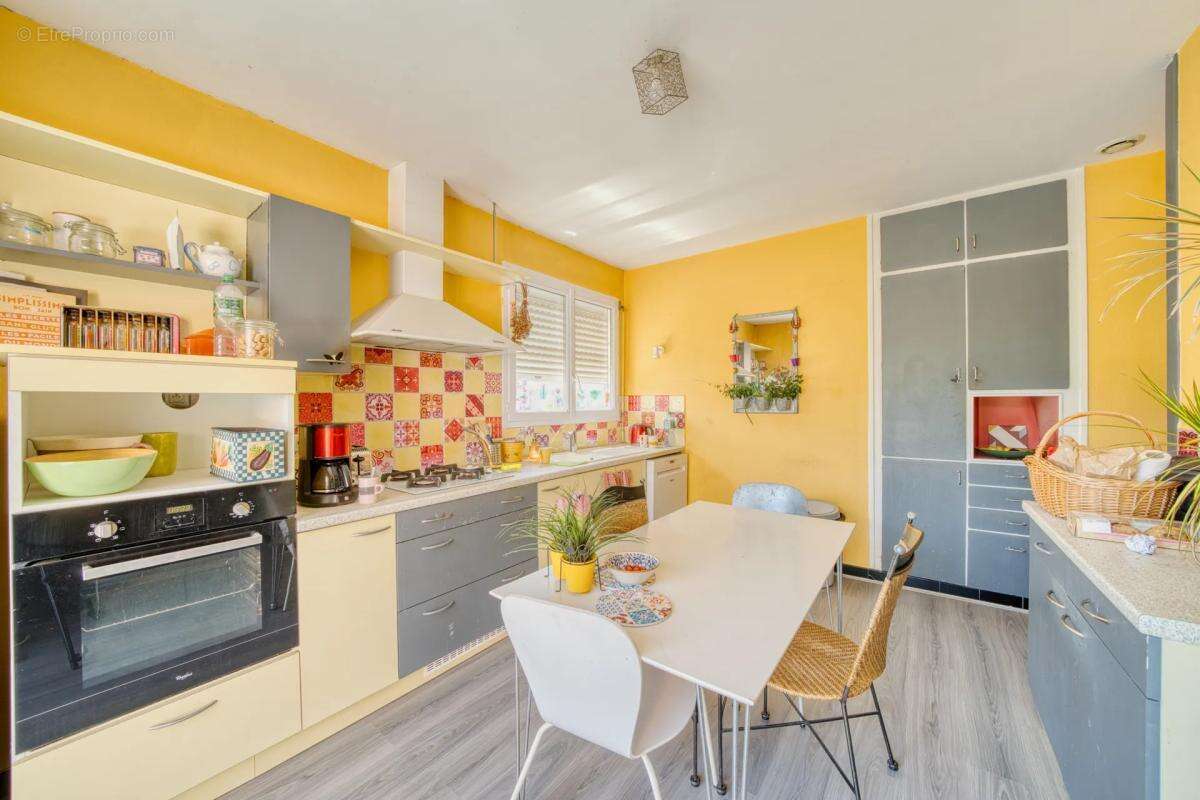Maison de 6 pièces de 157 m² à La Rochelle - photo 9