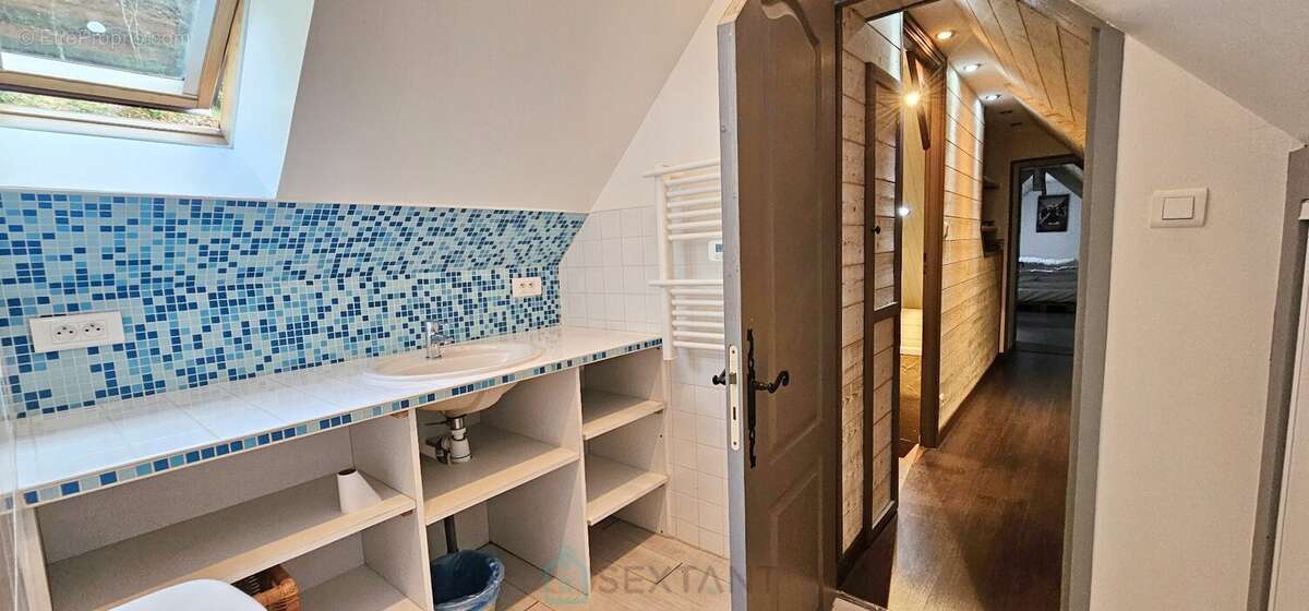 Maison à CARSAC-AILLAC