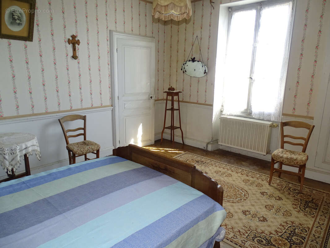 Maison à PLAINES-SAINT-LANGE