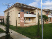 Appartement à BEAUZELLE