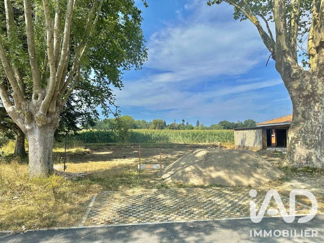 Terrain 499 m² à Saint-Martin-De-Hinx  - photo 6