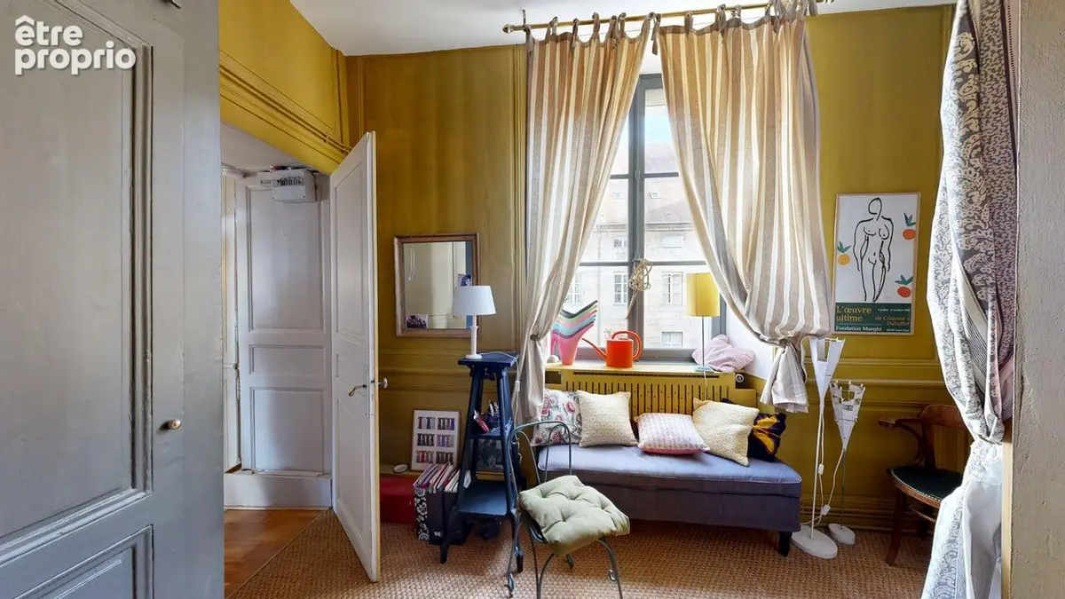 En exclusivité quartier Préfecture : très bel appartement ancien de 120 m2. - photo 3