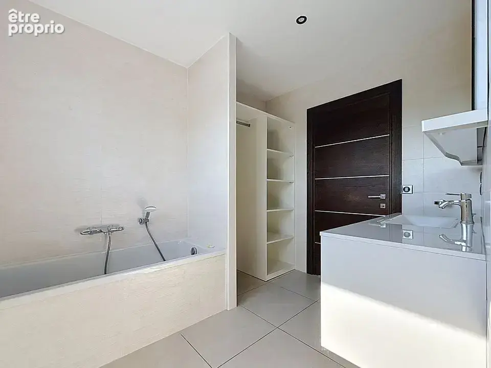 Villa contemporaine avec piscine chauffée - photo 18