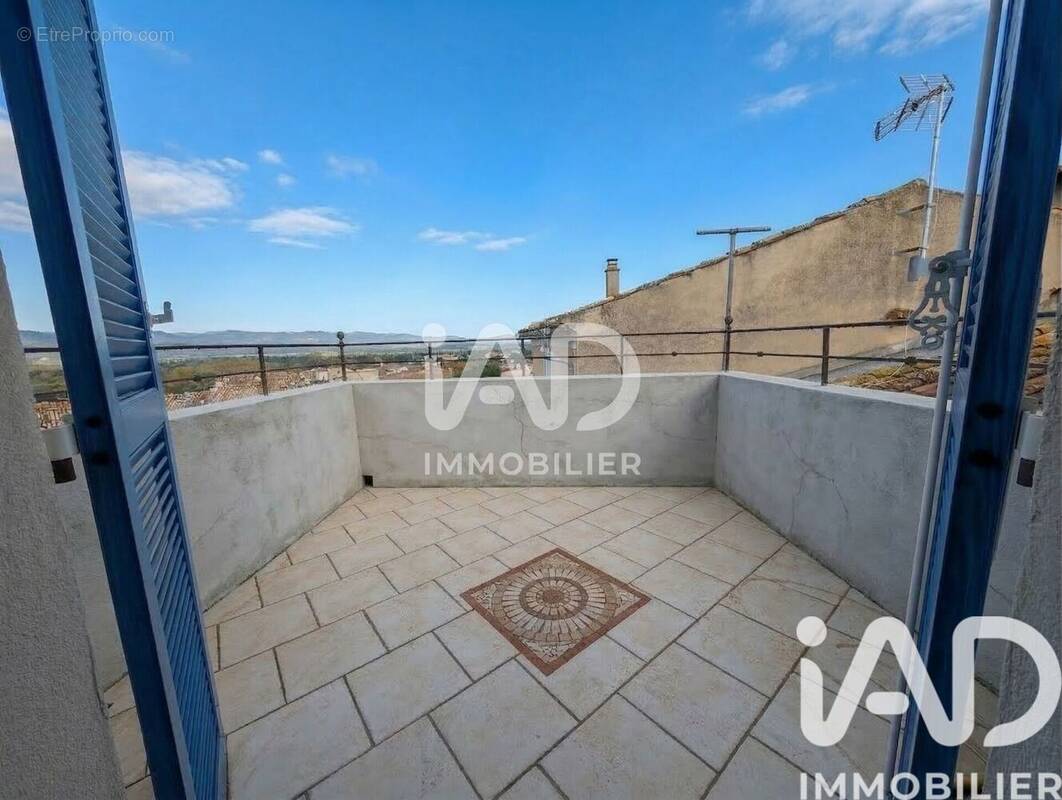 Photo 1 - Maison à ROQUEBRUNE-SUR-ARGENS