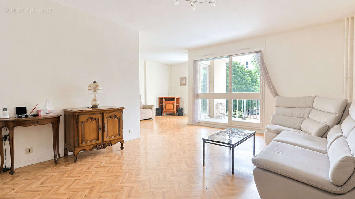 Appartement Rennes T5 - 88 m2 - Terrasse - cave et place de parking privative - photo 9