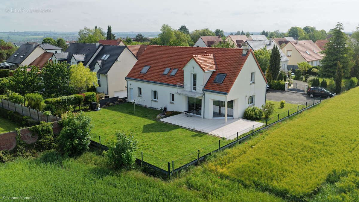 Maison à AILLY-SUR-SOMME