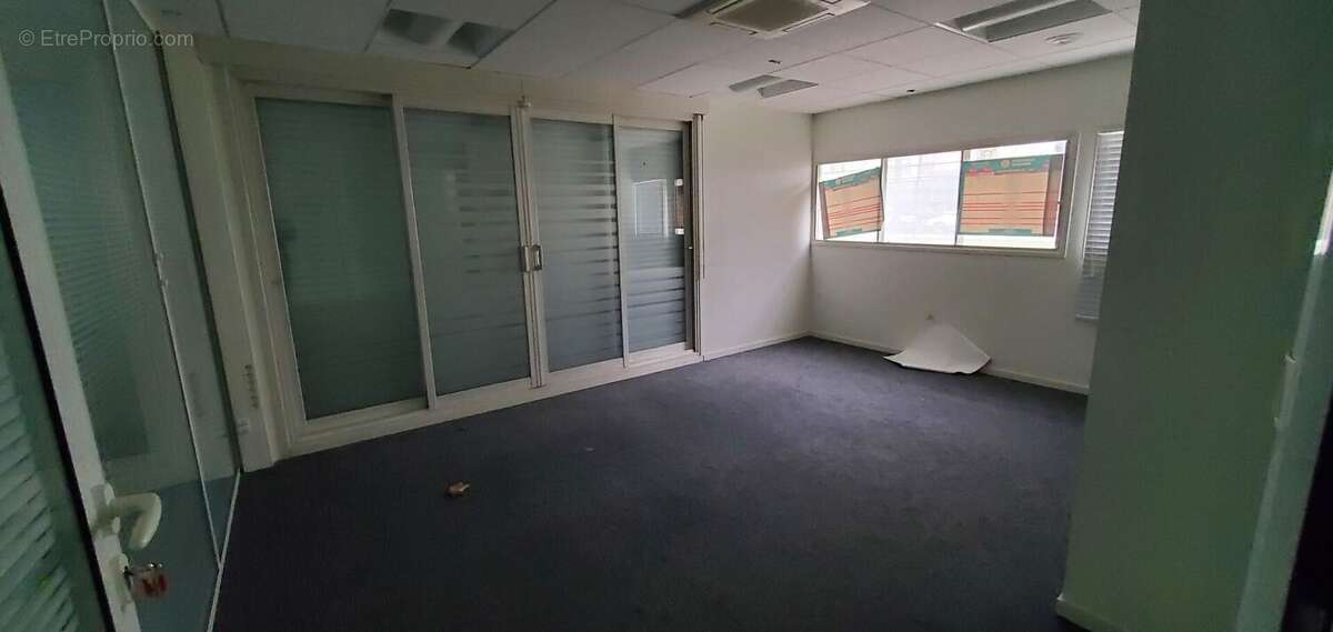 Photo 3 - Commerce à TOURS