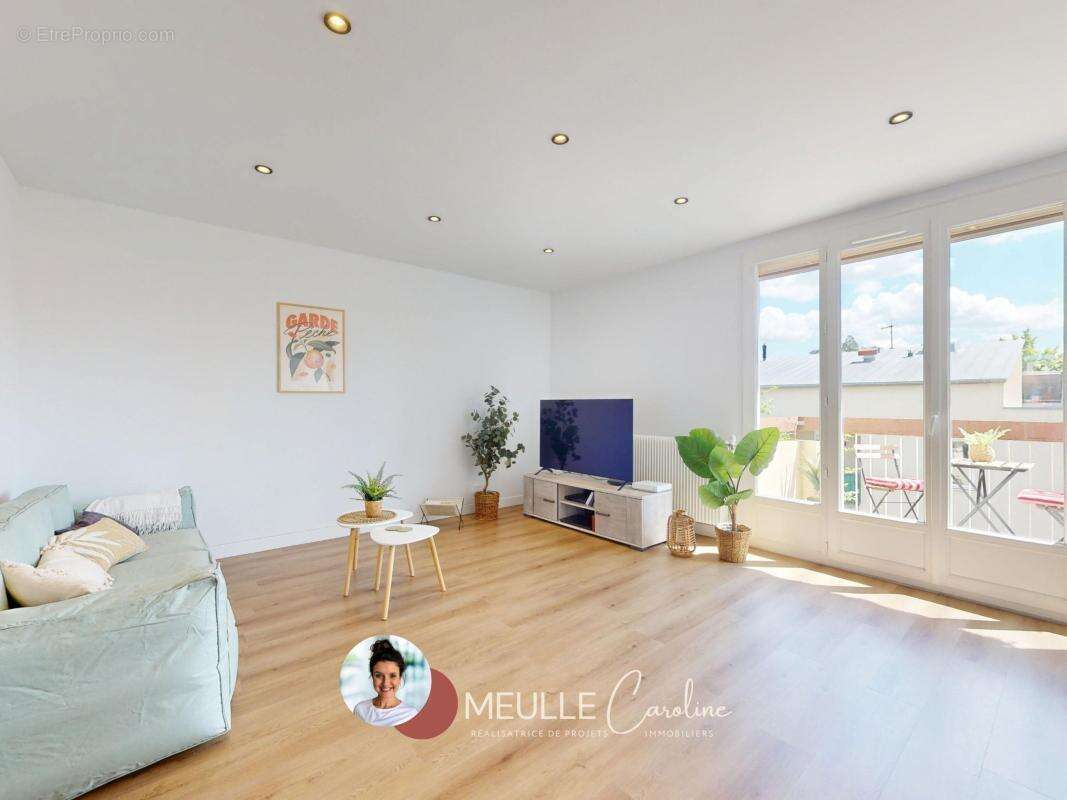 Appartement à CHAMPAGNE-AU-MONT-D'OR