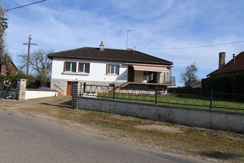 Maison à vendre 6 pièces 120 m² ATTRICOURT (70) à 35 minutes de Dijon - photo 12